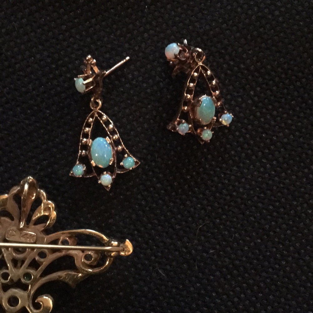 Vintage opal brooch & earrings - Picture 5 of 7